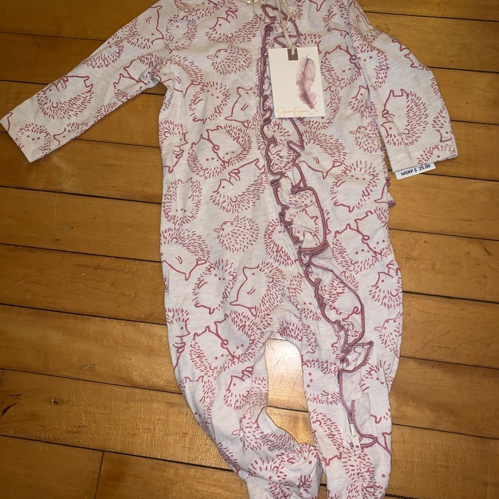 New: Jessica Simpson footsie with headband